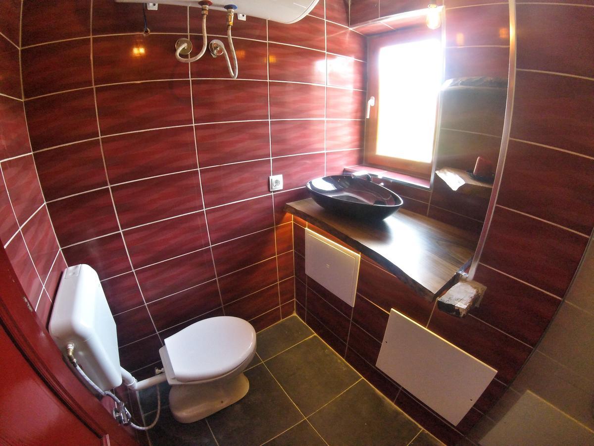 Kulla Dula Guesthouse Gjakova Luaran gambar