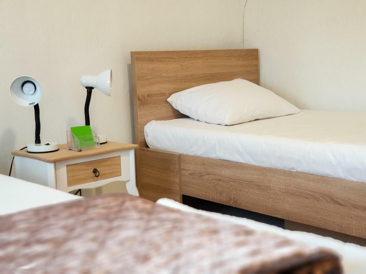 Kulla Dula Guesthouse Gjakova Luaran gambar